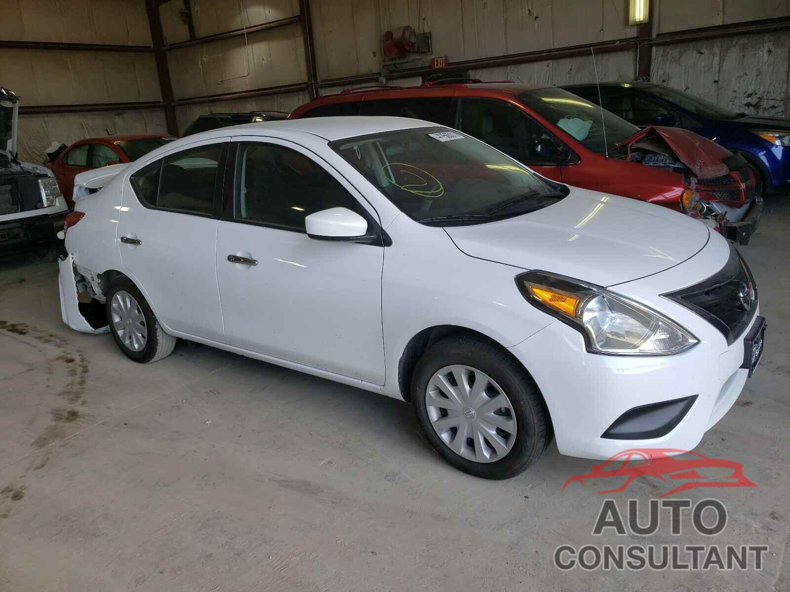 NISSAN VERSA 2019 - 3N1CN7AP0KL859858