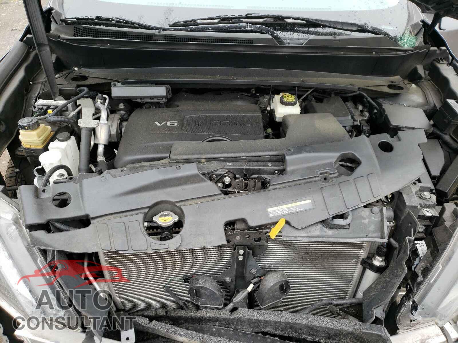 NISSAN PATHFINDER 2017 - 5N1DR2MM5HC681004