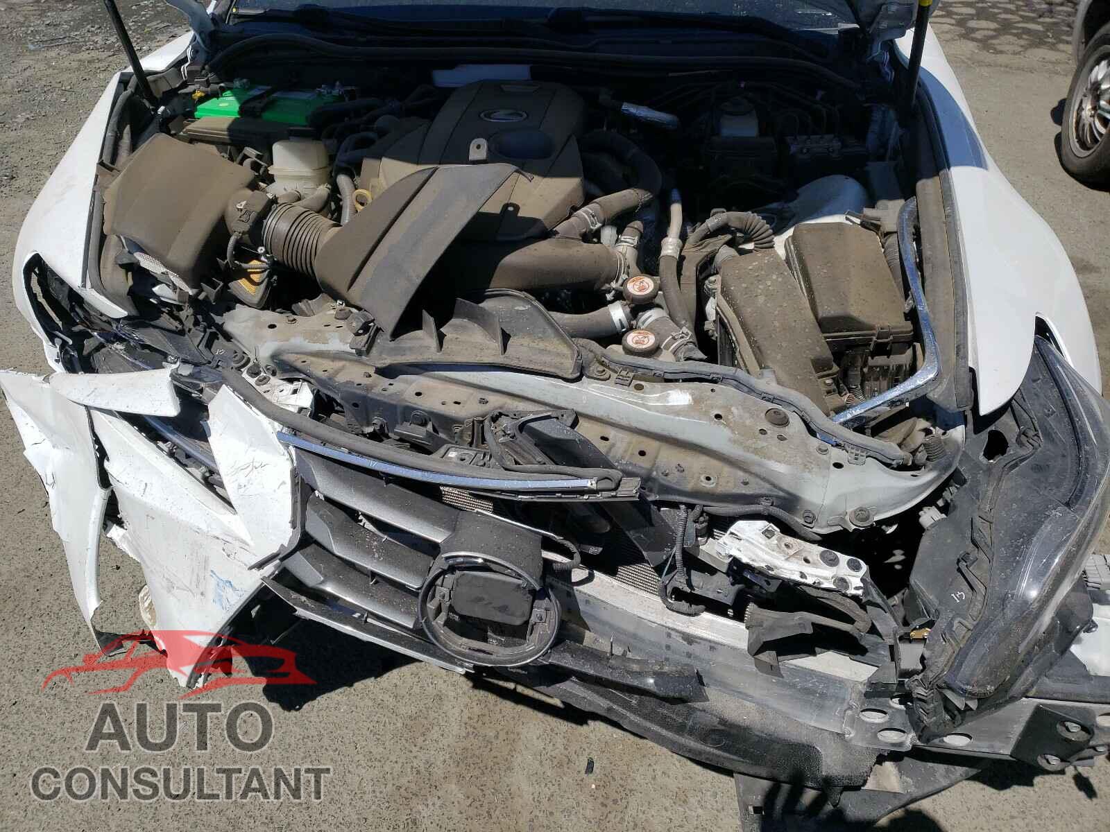 LEXUS IS 2017 - JTHBA1D20H5051468