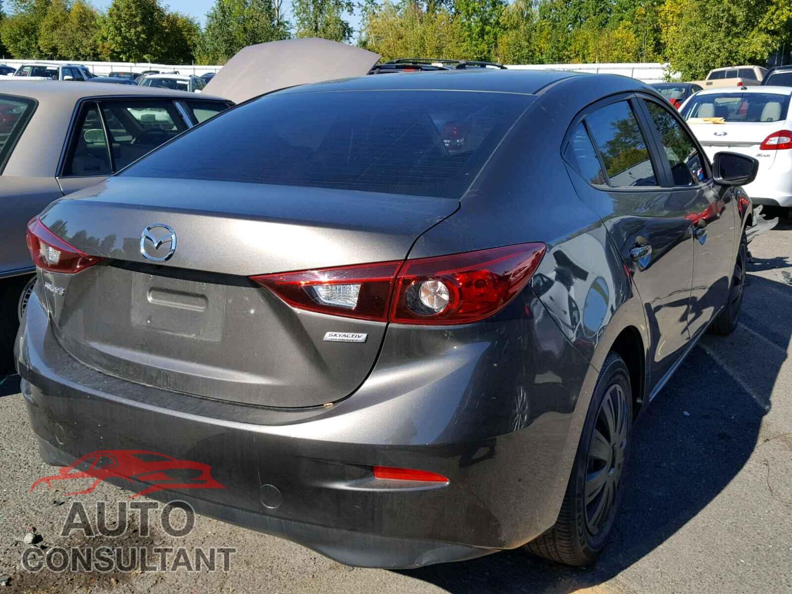 MAZDA 3 2017 - 3MZBN1U70HM118661