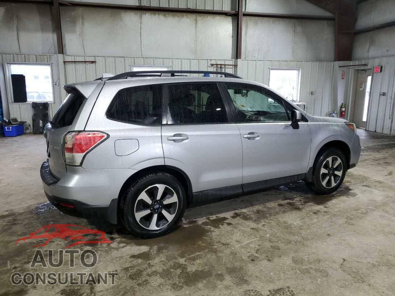 SUBARU FORESTER 2018 - JF2SJAEC7JH483702