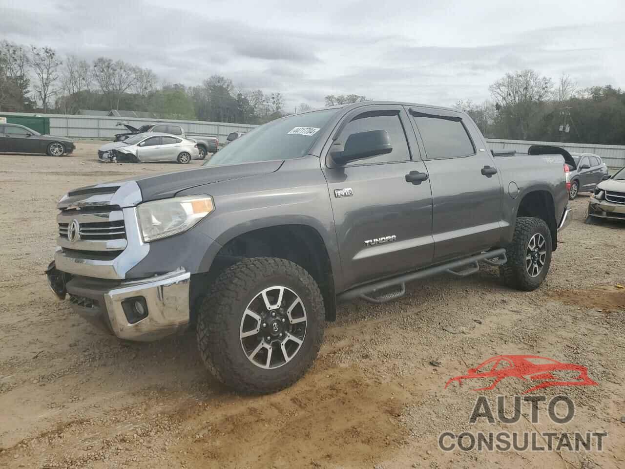 TOYOTA TUNDRA 2017 - 5TFDW5F16HX608508