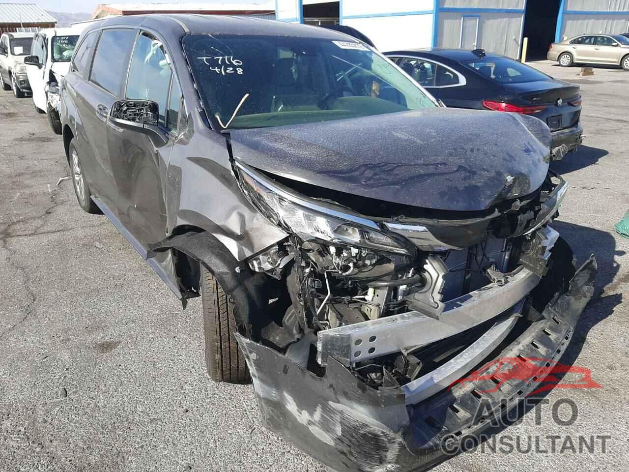 TOYOTA SIENNA 2022 - 5TDKRKECXNS111172