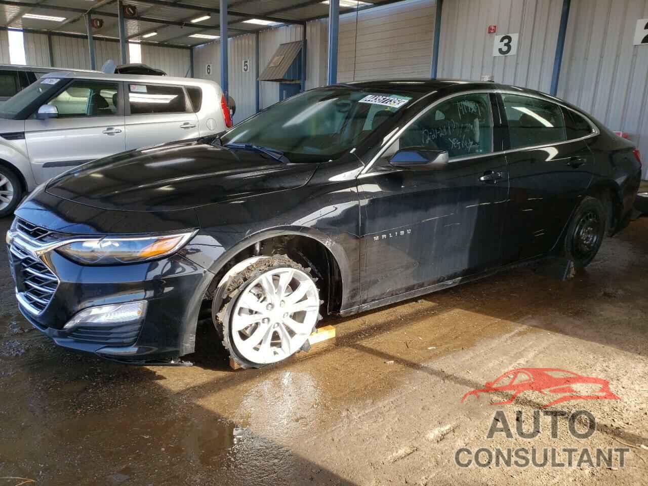 CHEVROLET MALIBU 2022 - 1G1ZD5ST5NF195400