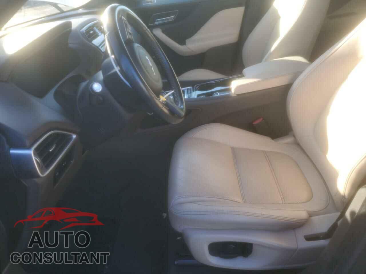 JAGUAR F-PACE 2017 - SADCK2BV5HA886743