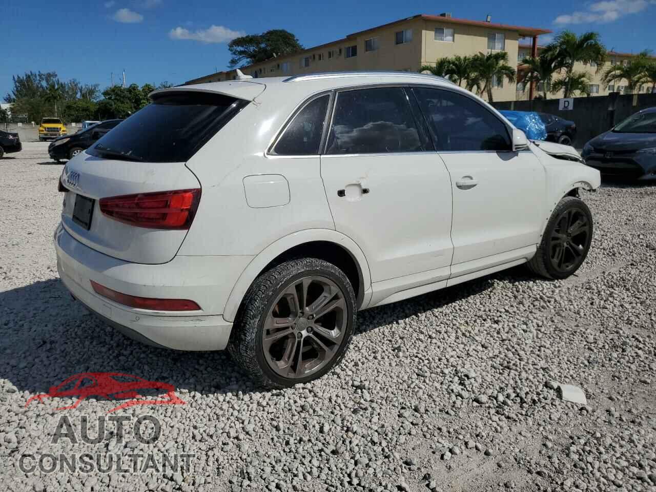 AUDI Q3 2017 - WA1HCCFS5HR004213