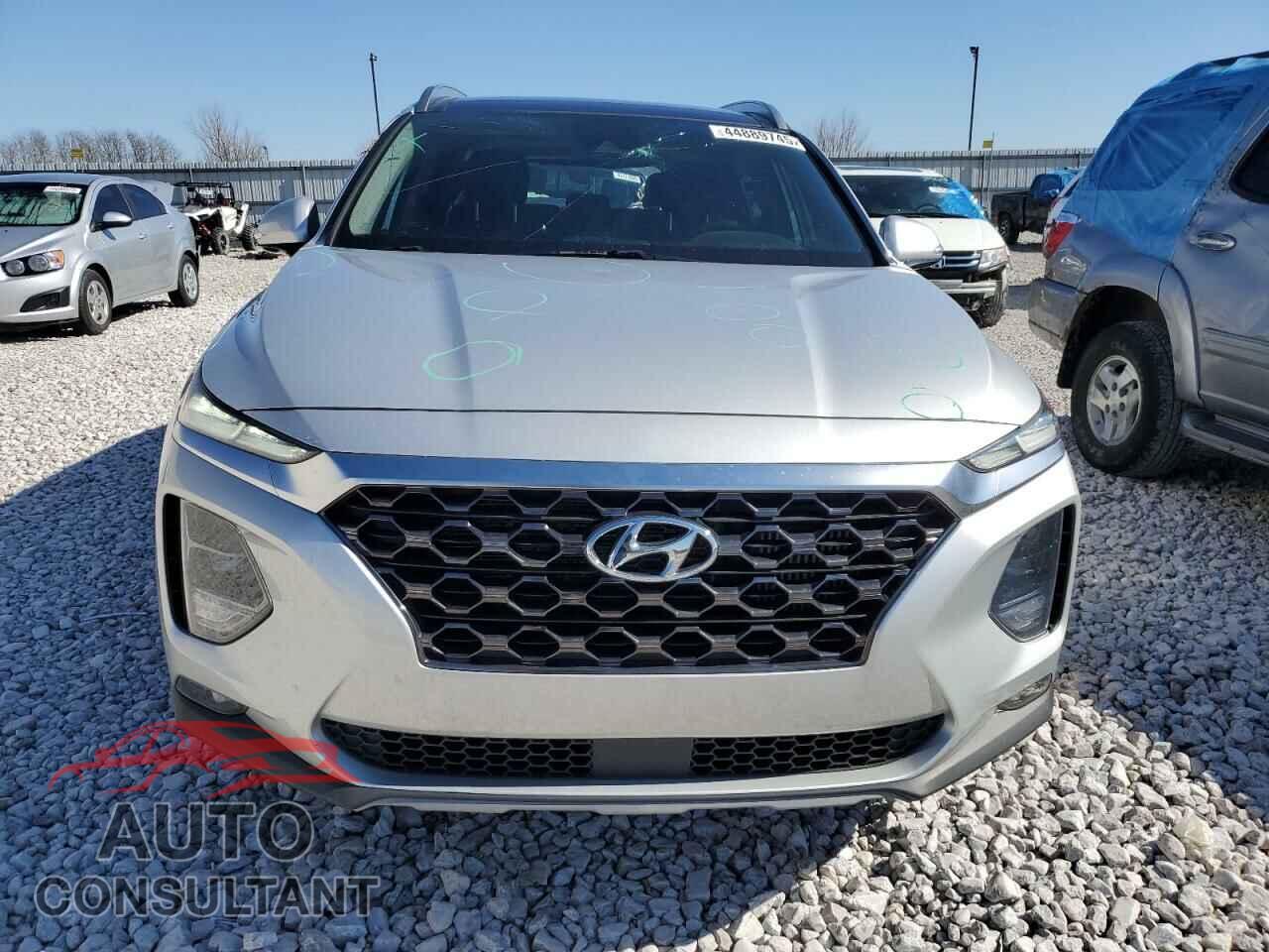 HYUNDAI SANTA FE 2019 - 5NMS5CAAXKH021184