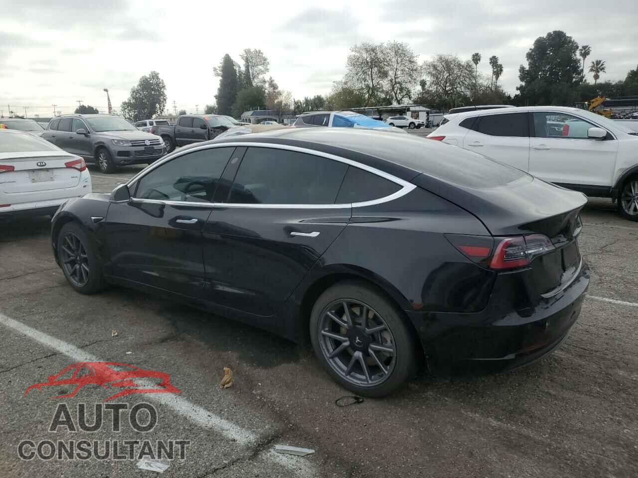 TESLA MODEL 3 2019 - 5YJ3E1EA3KF509171
