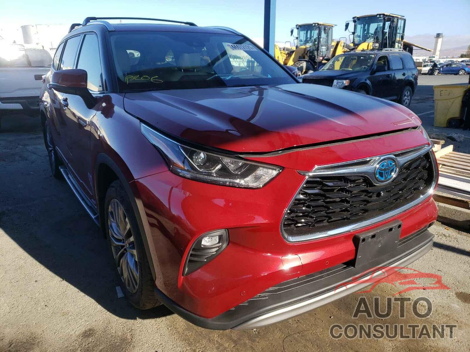 TOYOTA HIGHLANDER 2020 - 5TDEBRCH1LS010866