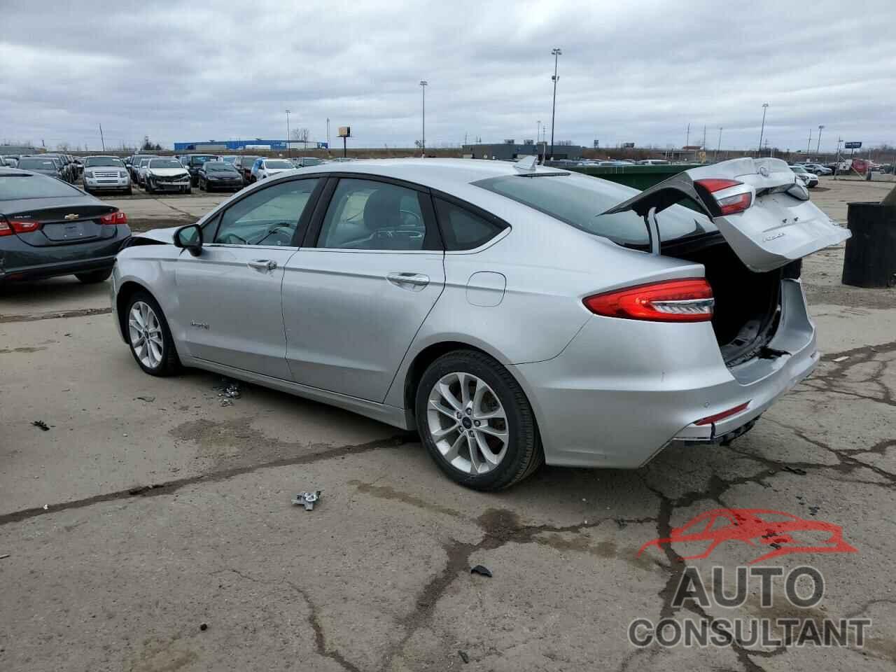 FORD FUSION 2019 - 3FA6P0LU4KR167474