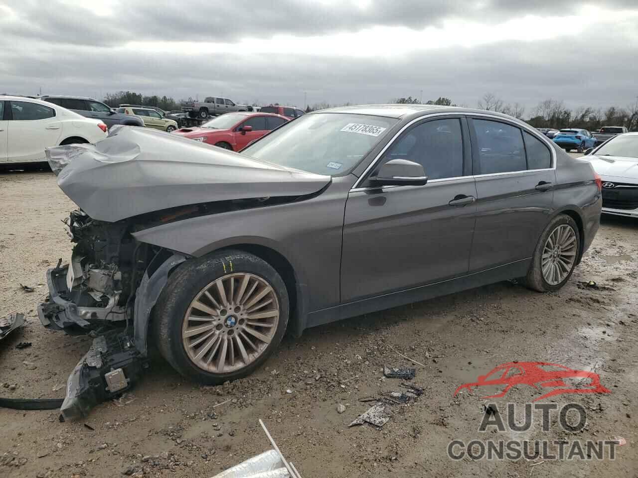 BMW 3 SERIES 2013 - WBA3B9C53DF586261