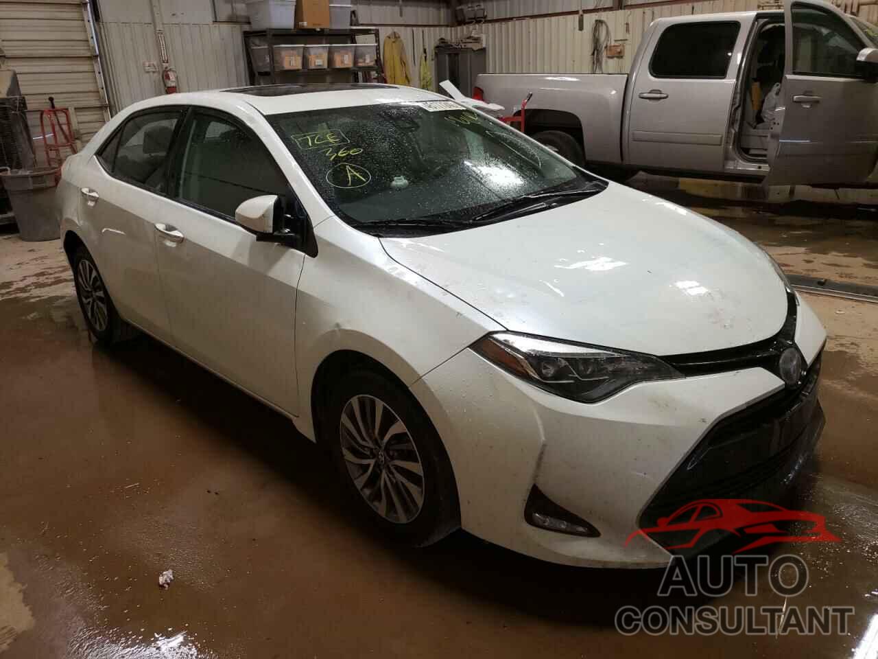 TOYOTA COROLLA 2017 - 5YFBURHE2HP715803
