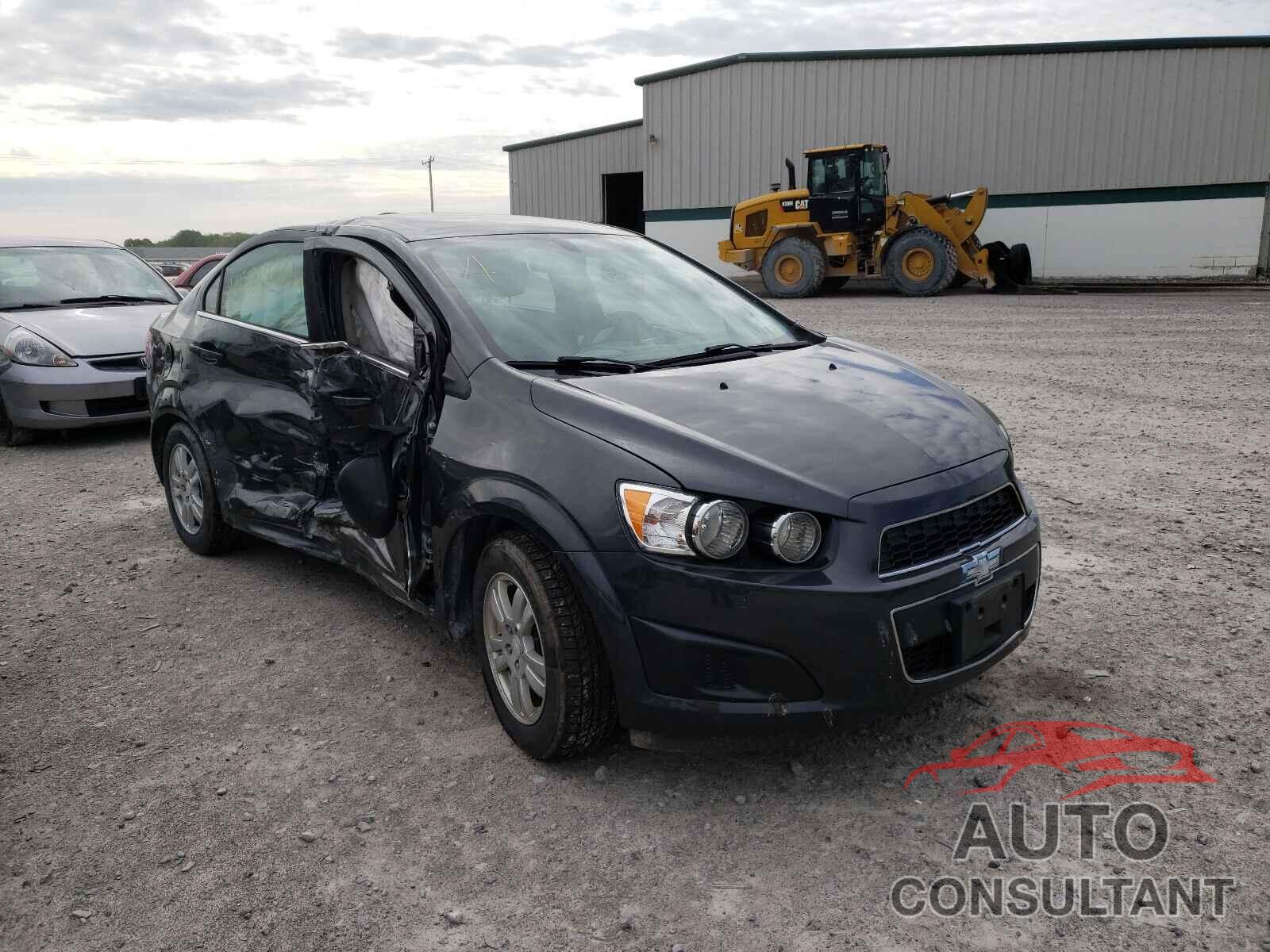 CHEVROLET SONIC 2016 - 1G1JC5SG5G4123548