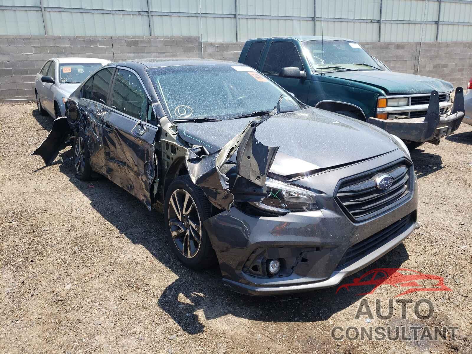 SUBARU LEGACY 2018 - 4S3BNAR60J3004850