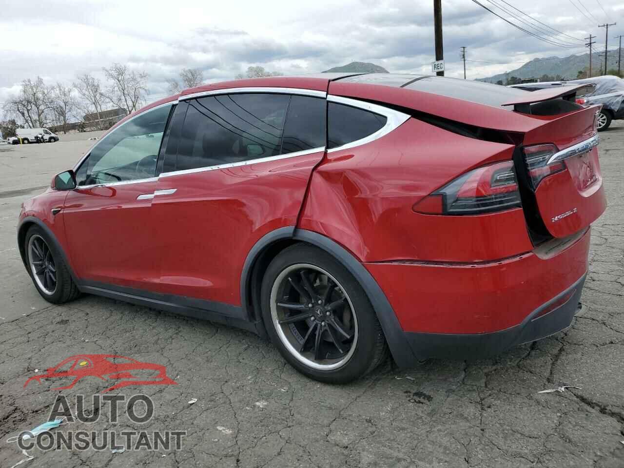 TESLA MODEL X 2016 - 5YJXCBE25GF023734
