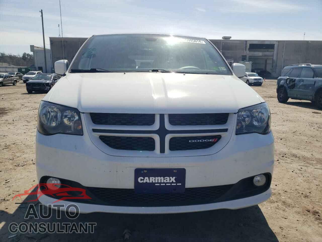 DODGE CARAVAN 2018 - 2C4RDGEG1JR285034