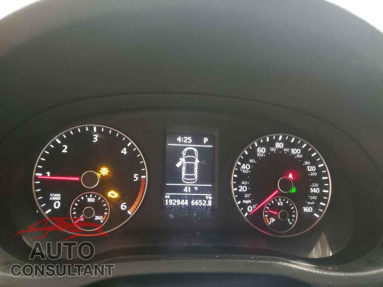 VOLKSWAGEN PASSAT 2014 - 1VWBN7A35EC037236