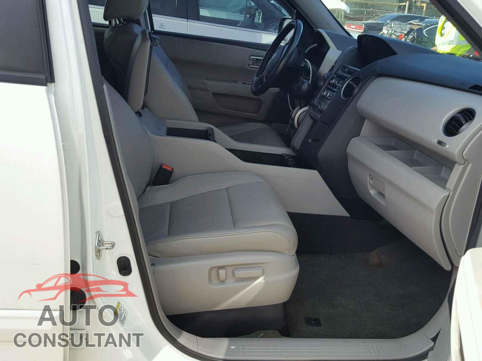 HONDA PILOT EXL 2015 - 5FNYF4H58FB003084