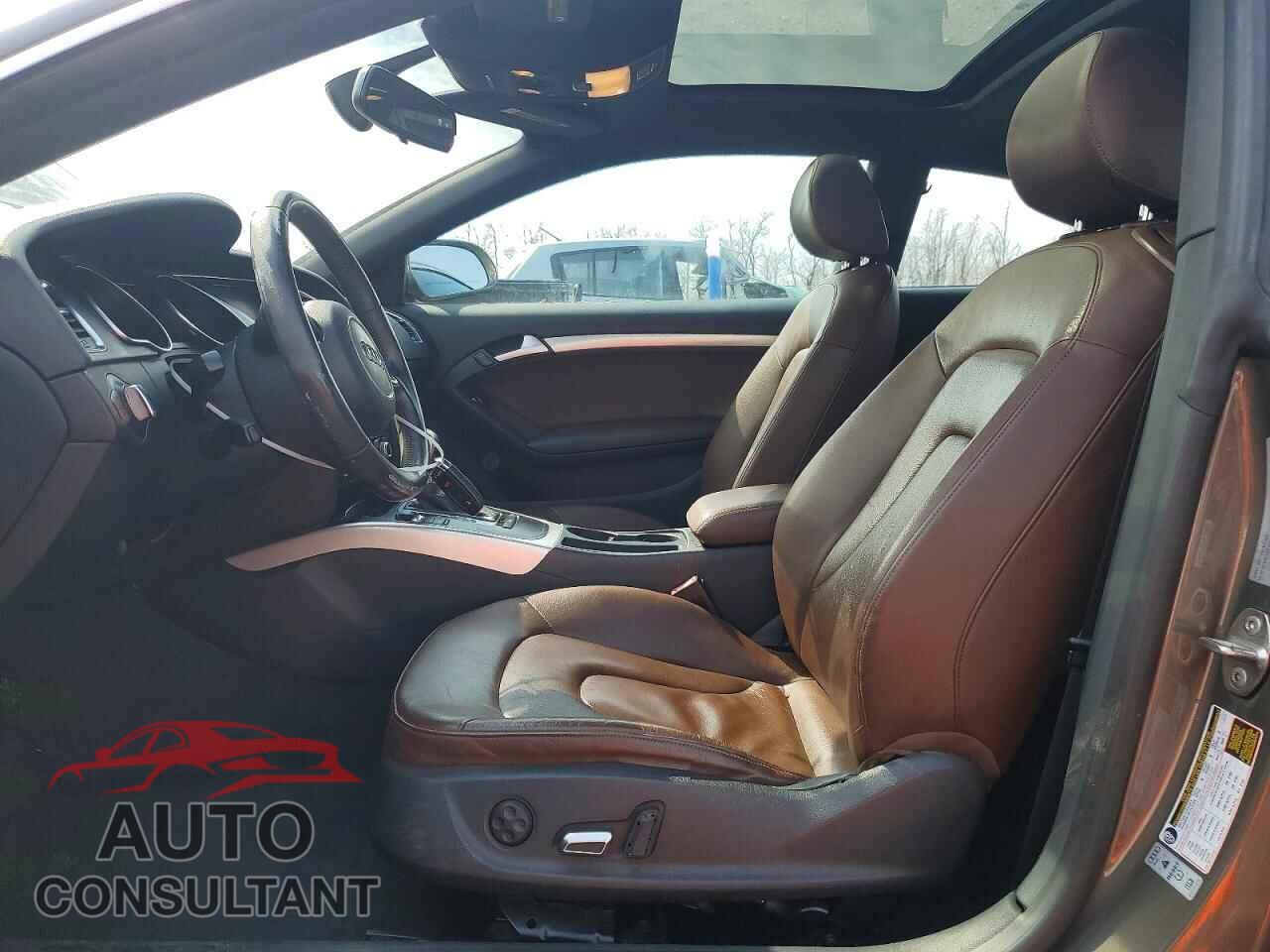 AUDI A5 2014 - WAUCFAFR0EA009027