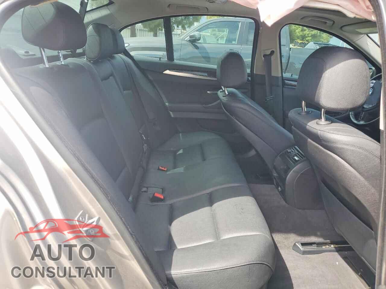 BMW 5 SERIES 2014 - WBA5A5C50ED511079