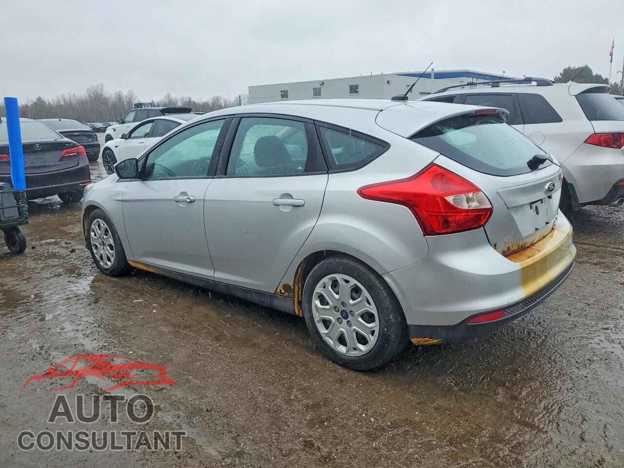 FORD FOCUS 2014 - 1FADP3K25EL352628