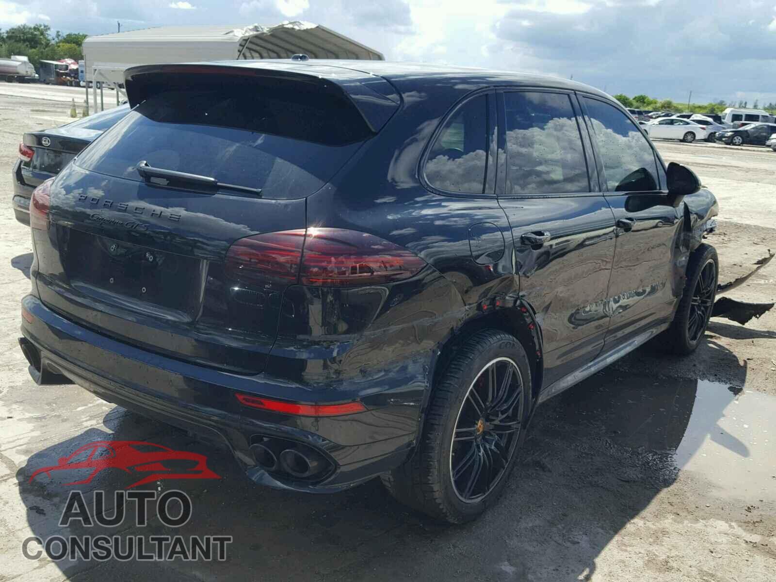 PORSCHE CAYENNE GTS 2016 - WP1AD2A21GLA70425