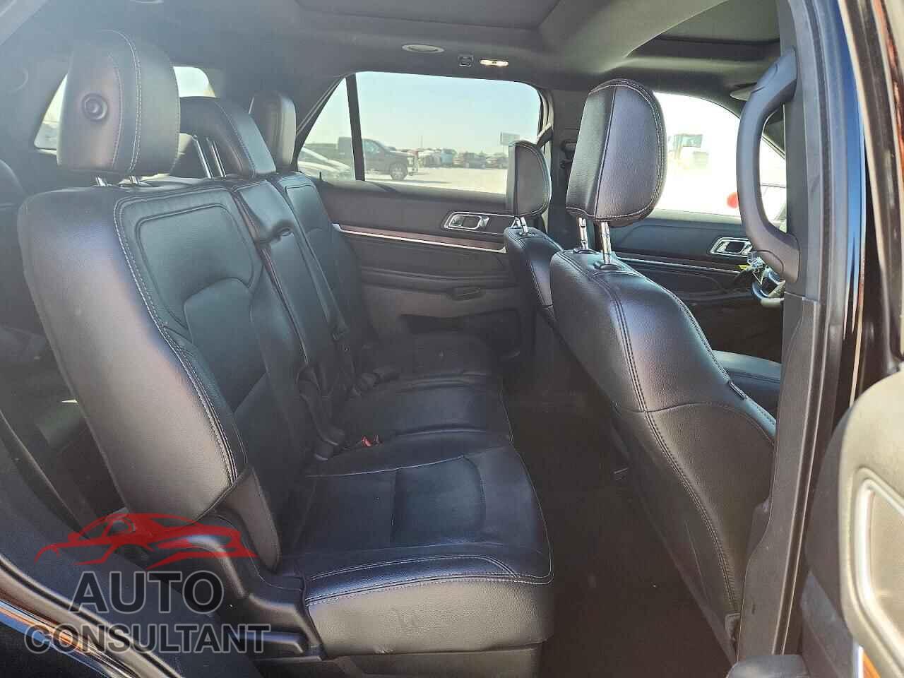 FORD EXPLORER 2018 - 1FM5K7F86JGB11498