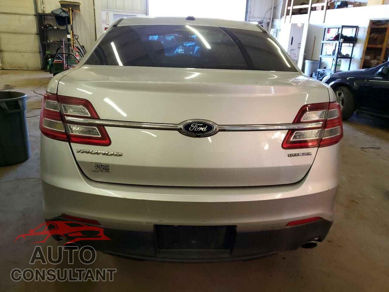 FORD TAURUS 2017 - 1FAHP2D87HG126746