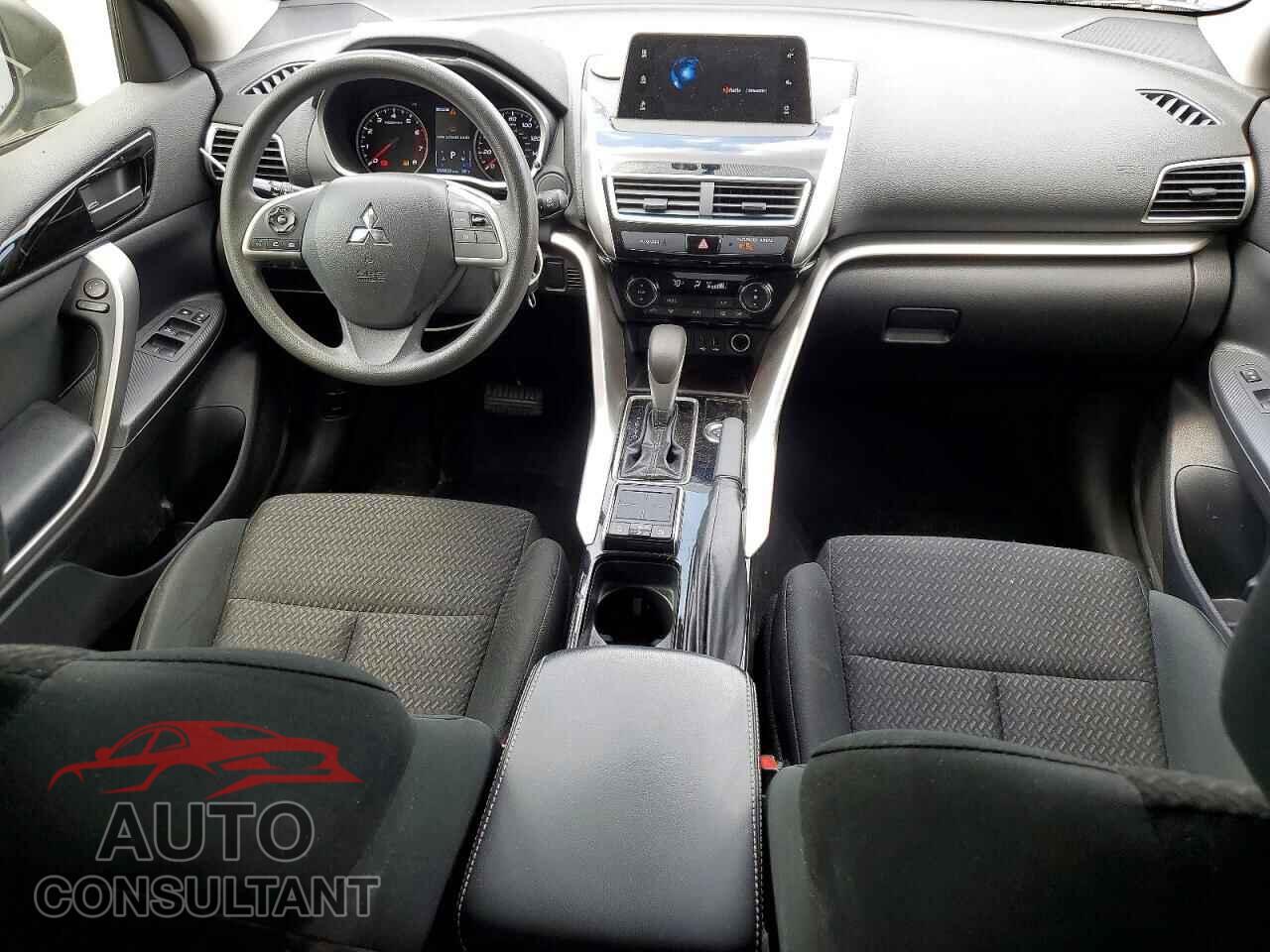 MITSUBISHI ECLIPSE 2018 - JA4AT4AA7JZ045163