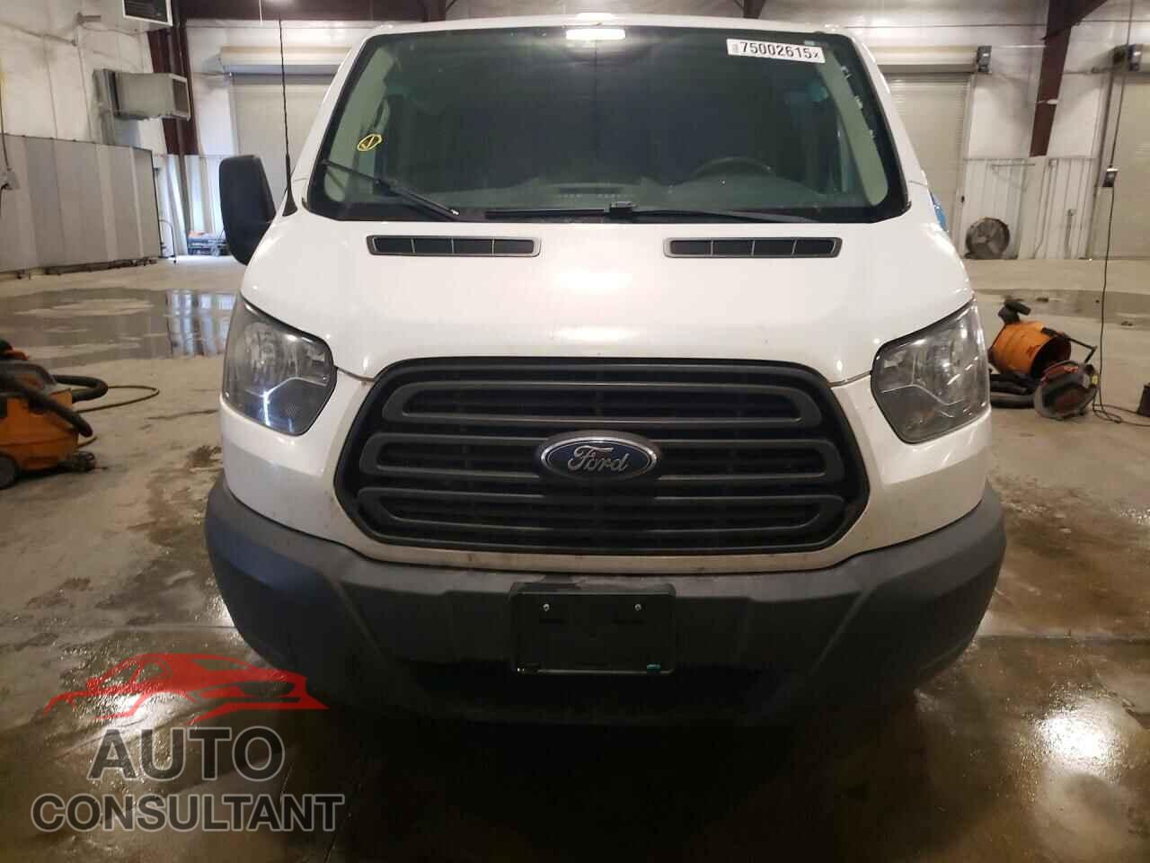 FORD TRANSIT 2017 - 1FTYE1ZM8HKA21128
