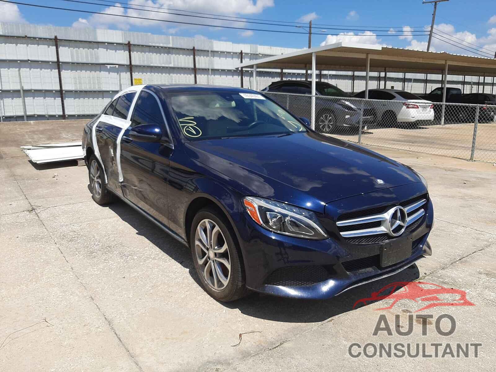 MERCEDES-BENZ C-CLASS 2016 - 55SWF4KB8GU108617