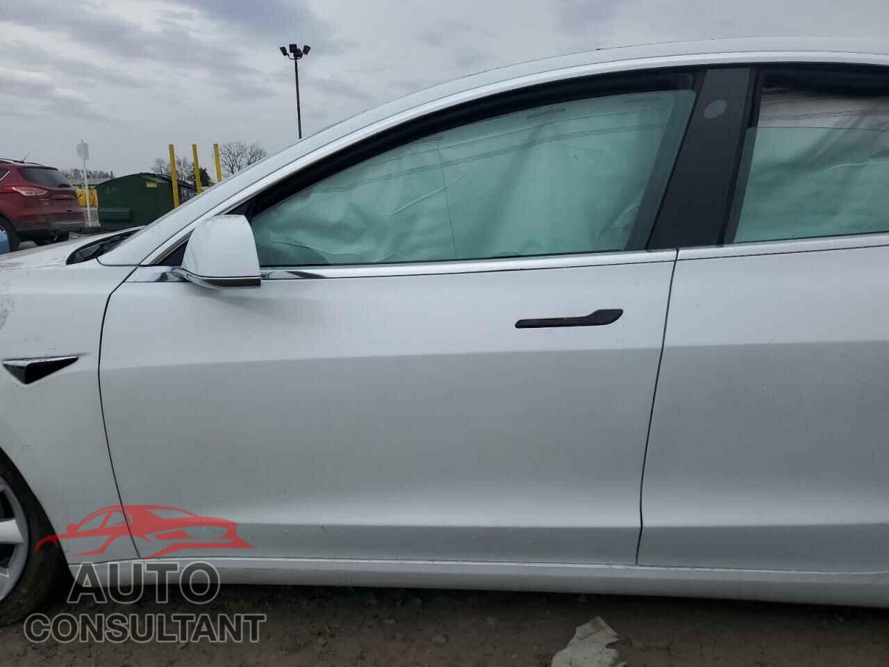 TESLA MODEL 3 2019 - 5YJ3E1EA8KF466382