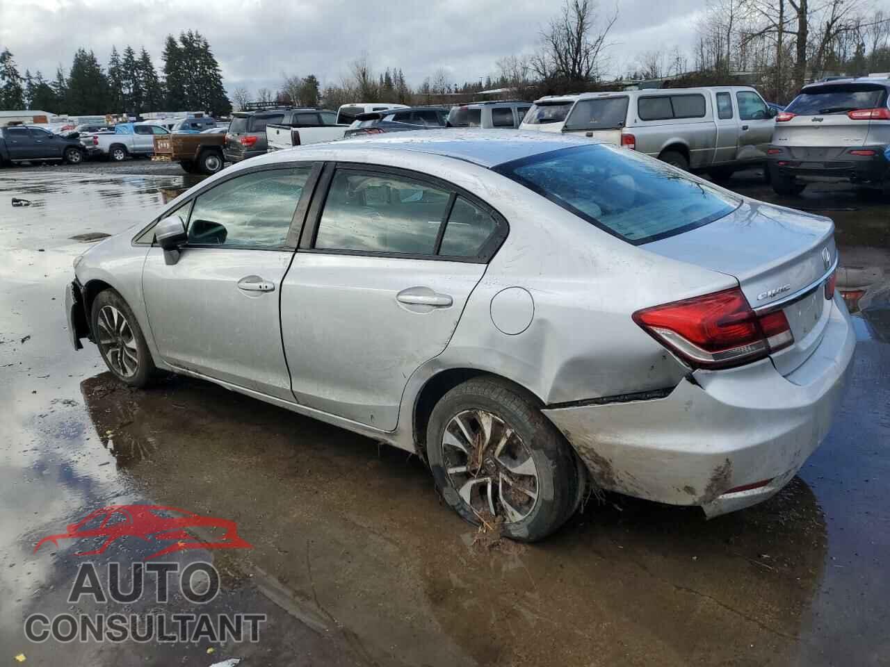 HONDA CIVIC 2015 - 2HGFB2F85FH551768