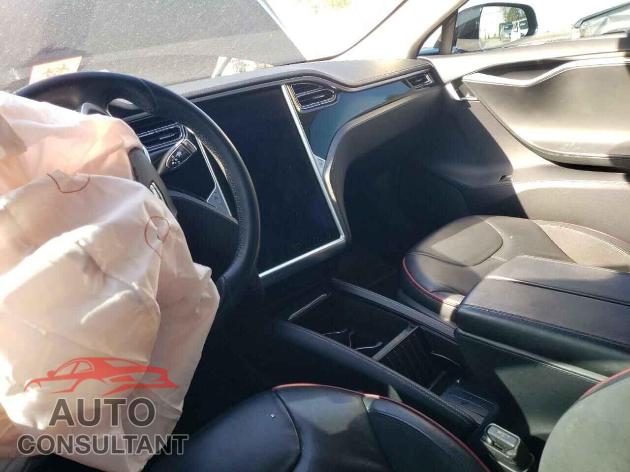 TESLA MODEL S 2013 - 5YJSA1DP8DFP05364