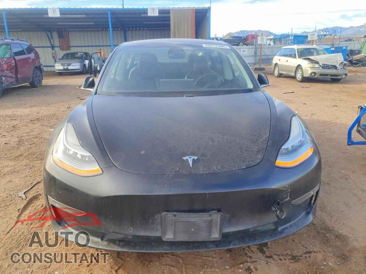 TESLA MODEL 3 2019 - 5YJ3E1EA8KF297027