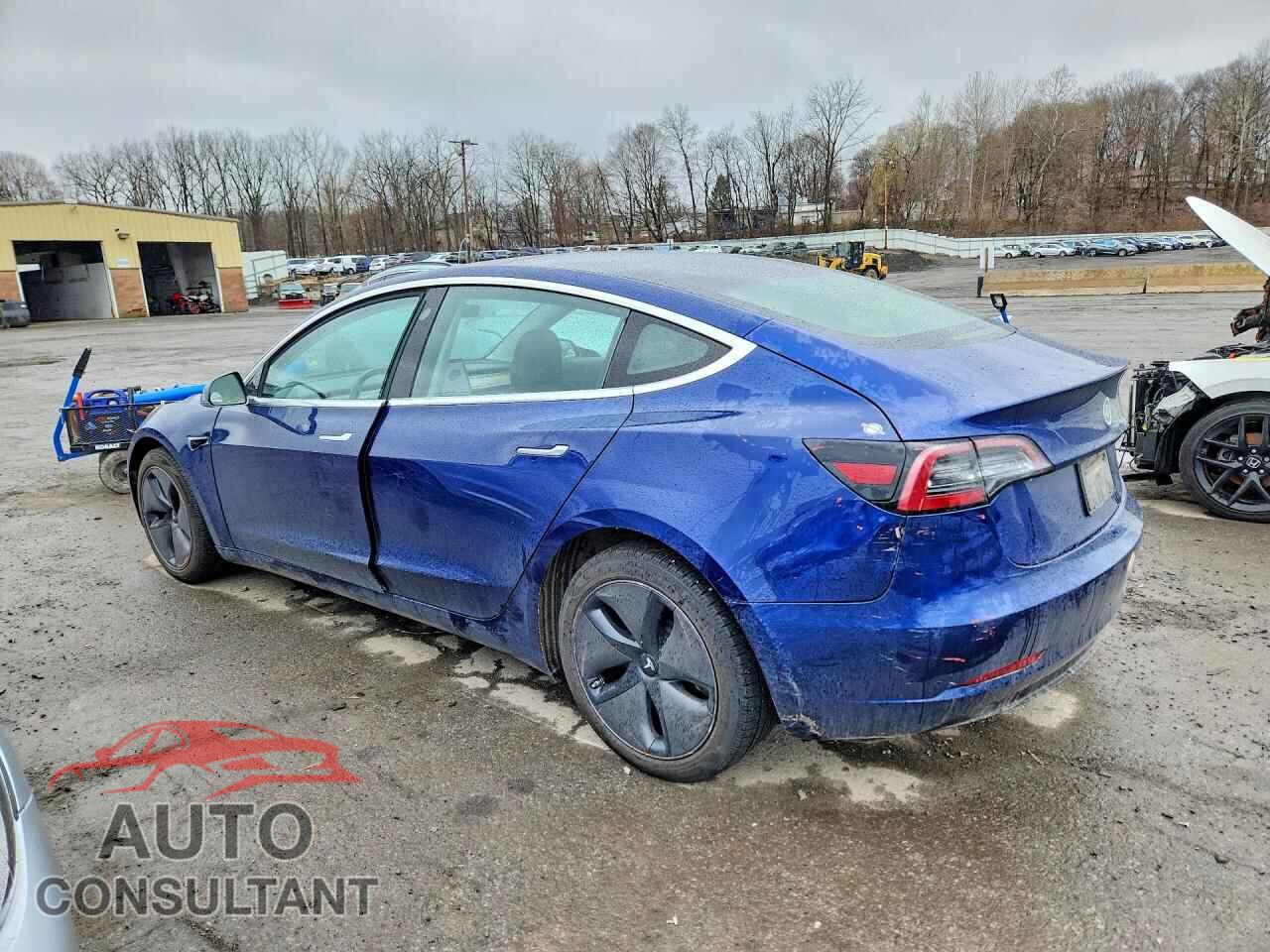 TESLA MODEL 3 2018 - 5YJ3E1EB7JF064912