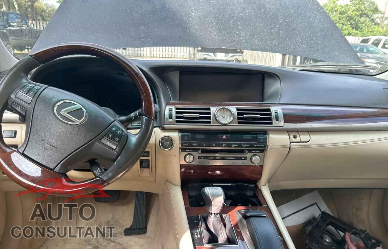 LEXUS LS460 2013 - JTHCL5EF8D5016243