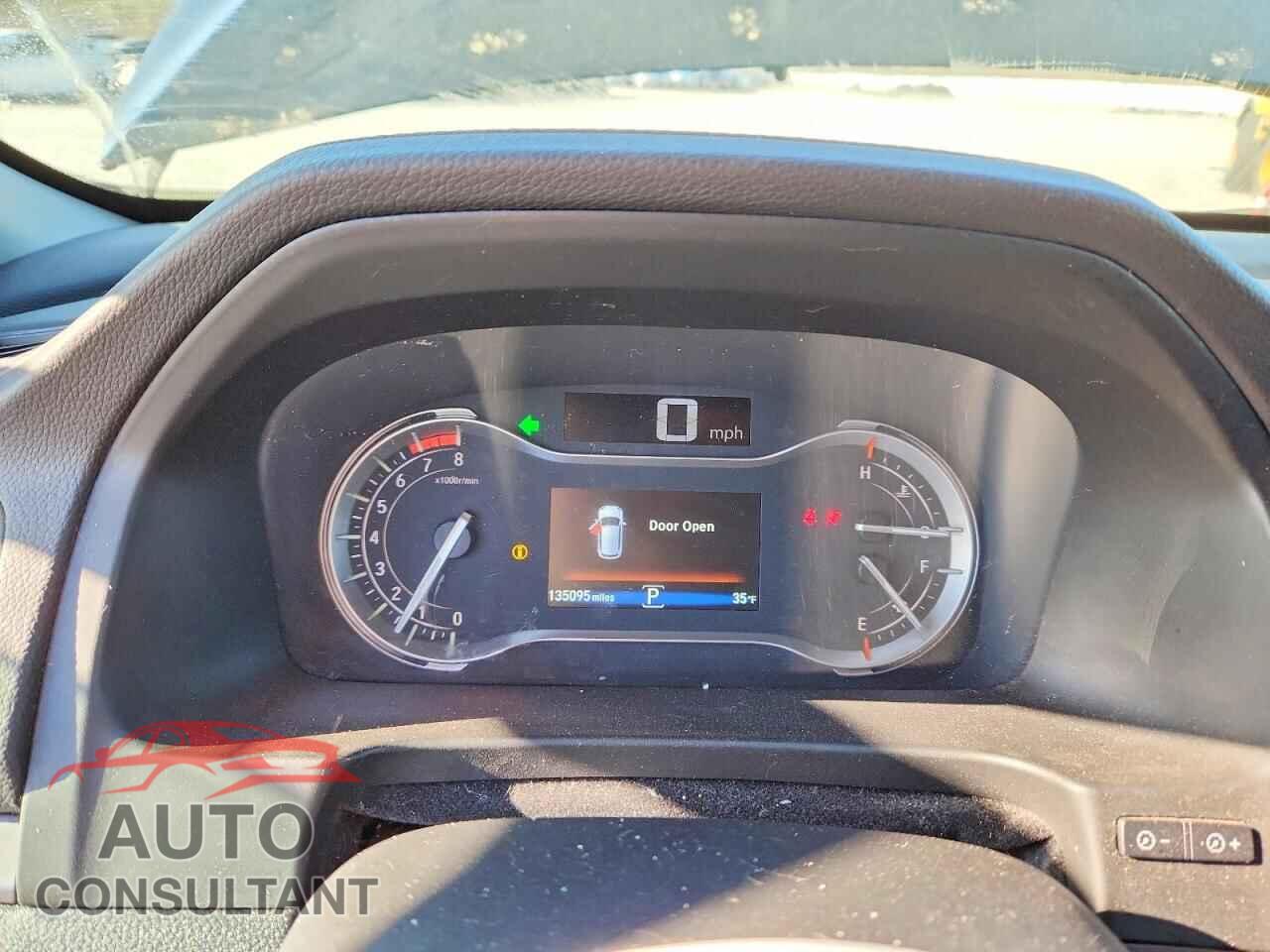 HONDA PILOT 2017 - 5FNYF5H78HB000230
