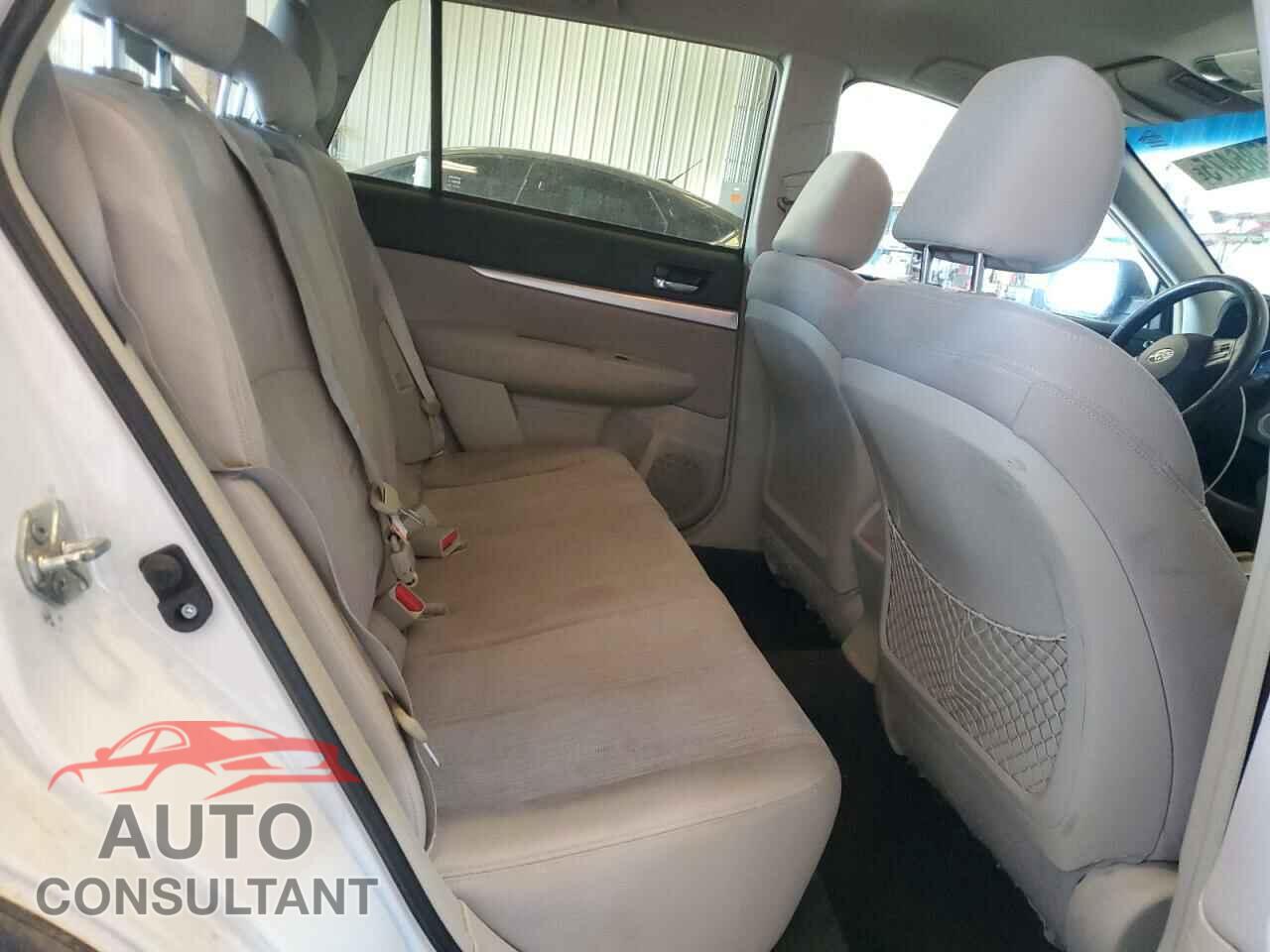 SUBARU OUTBACK 2014 - 4S4BRCCC7E3311075