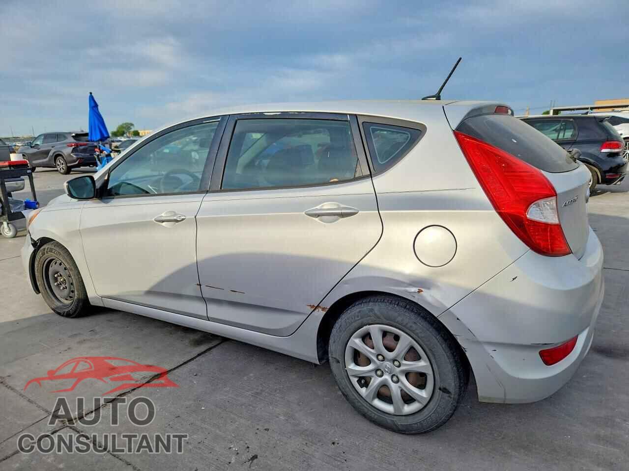 HYUNDAI ACCENT 2013 - KMHCT5AE9DU118666