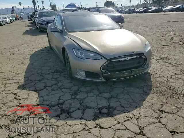 TESLA MODEL S 2014 - 5YJSA1H19EFP55892