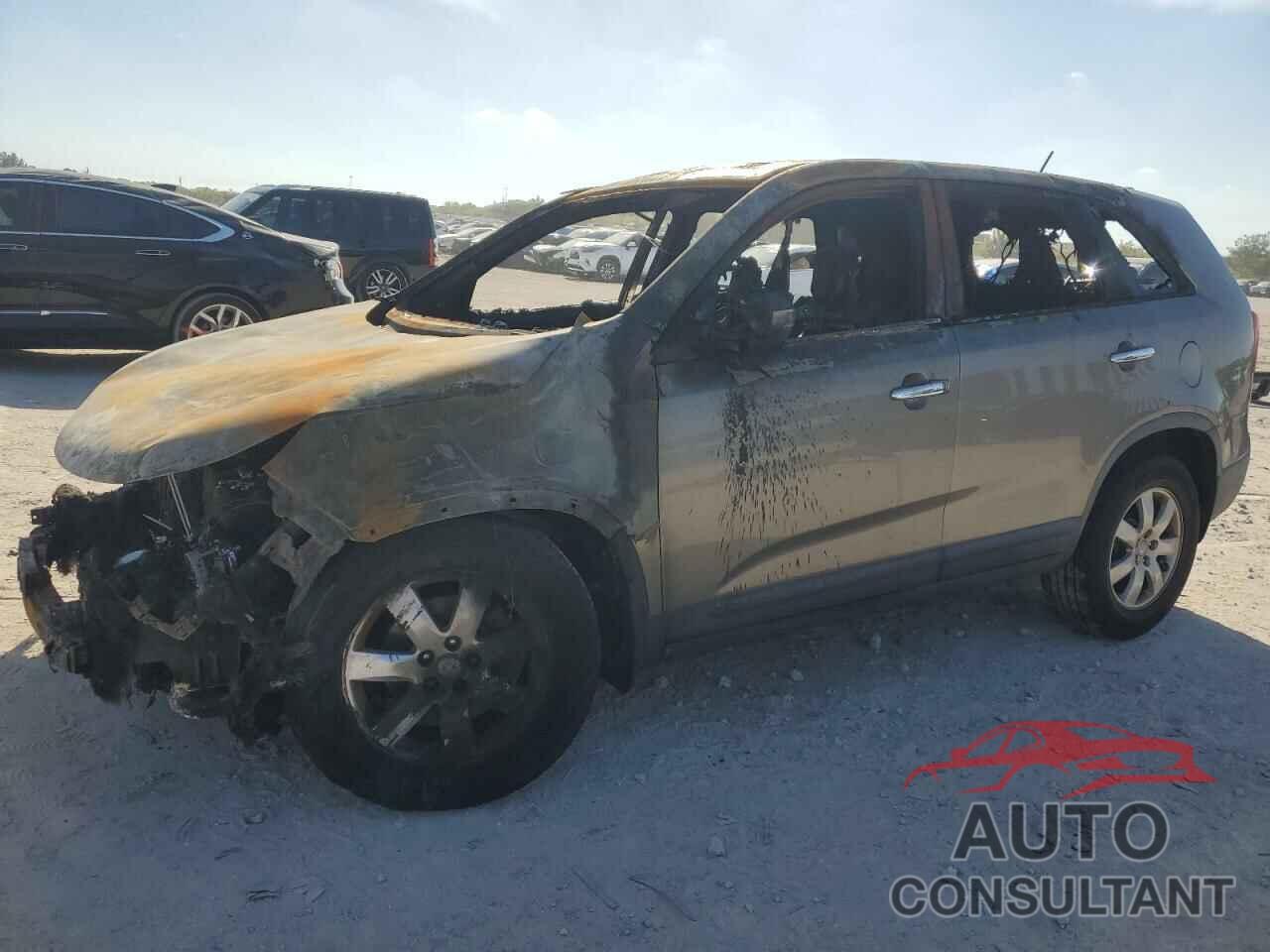 KIA SORENTO 2012 - 5XYKT3A14CG259422