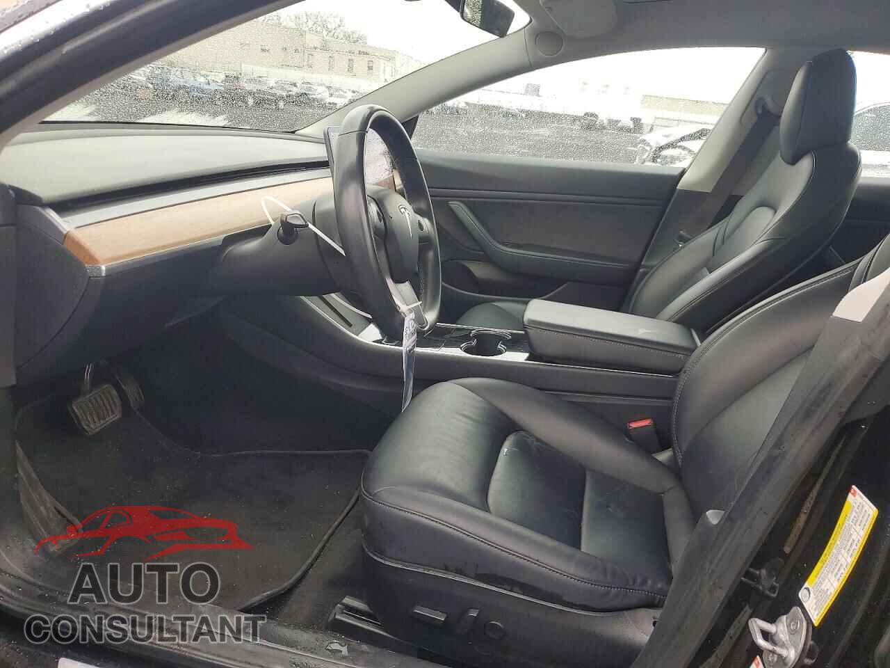 TESLA MODEL 3 2018 - 5YJ3E1EB2JF071816