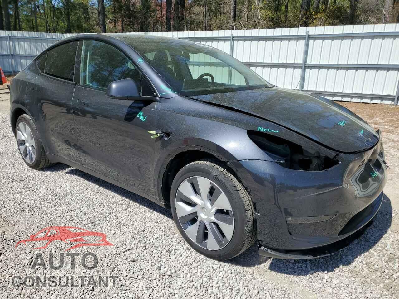 TESLA MODEL Y 2024 - 7SAYGDEE7RF995758