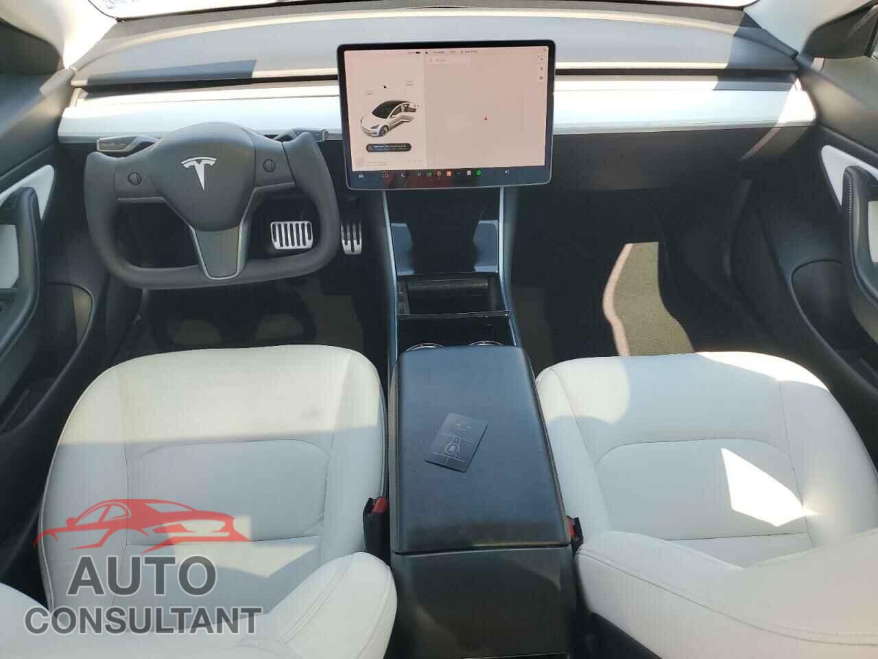 TESLA MODEL 3 2020 - 5YJ3E1EB3LF783383