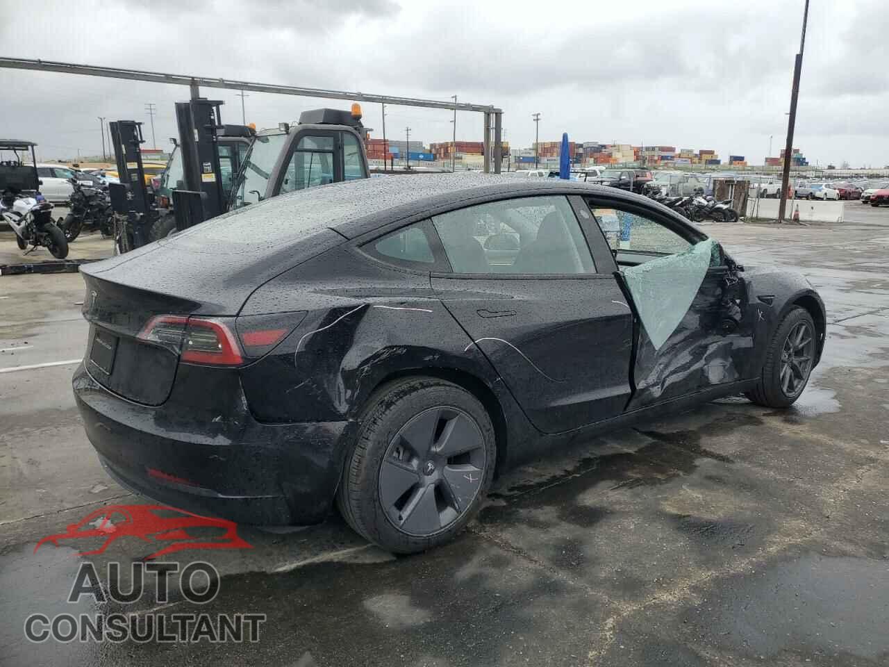 TESLA MODEL 3 2023 - 5YJ3E1EA1PF677592