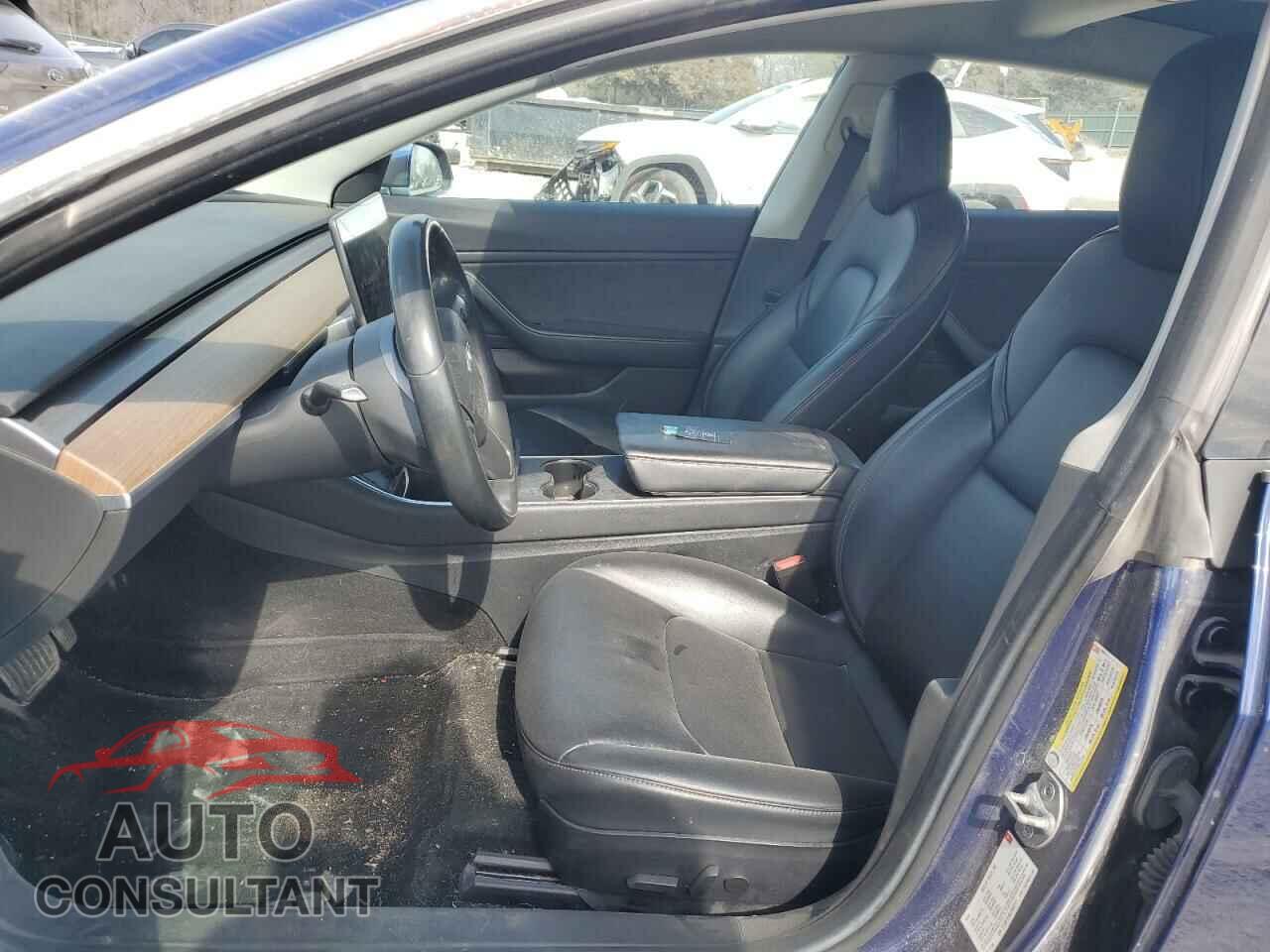 TESLA MODEL 3 2018 - 5YJ3E1EA8JF032171