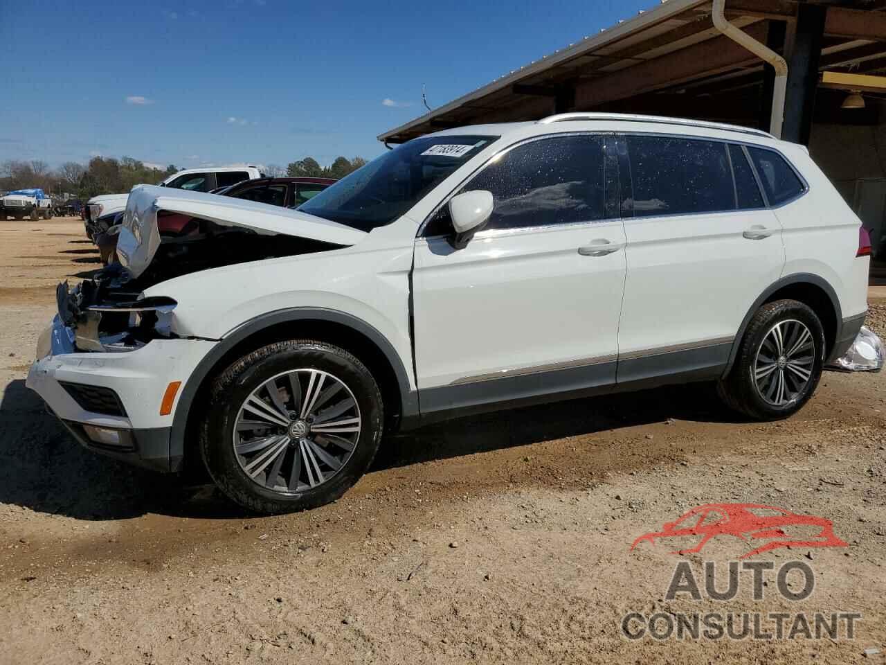 VOLKSWAGEN TIGUAN 2018 - 3VV3B7AX7JM005157