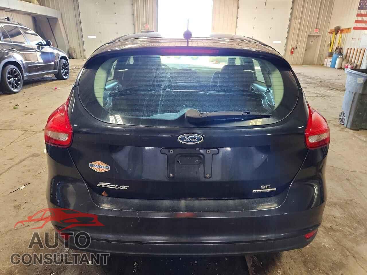 FORD FOCUS 2015 - 1FADP3K25FL244429