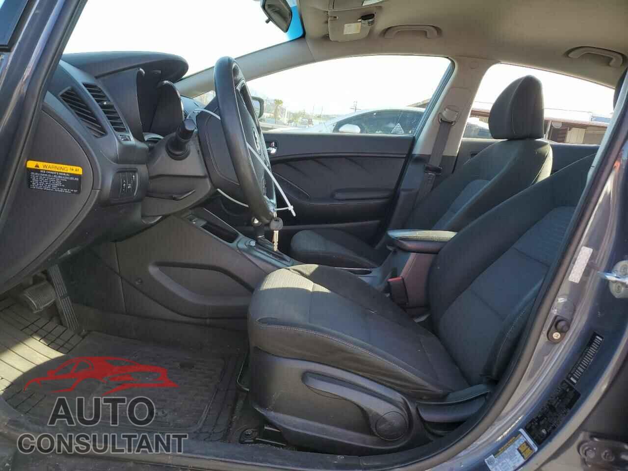 KIA FORTE 2016 - KNAFX4A65G5587645